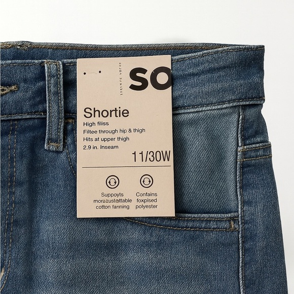 Junior’s SO patchwork high rise shortie shorts. Size 11 - 30” waist, 2.5" Inseam - Picture 3 of 3